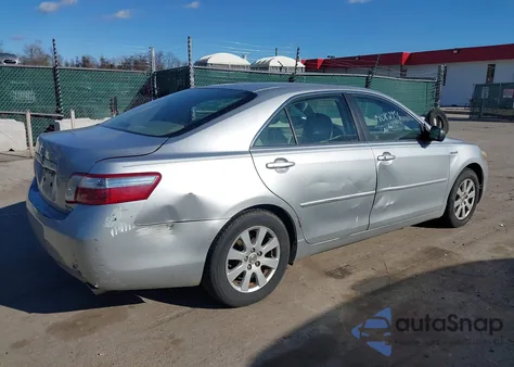 2007 Toyota Camry Hybrid z USA, uszkodzony, nr VIN JTNBB46K873004529